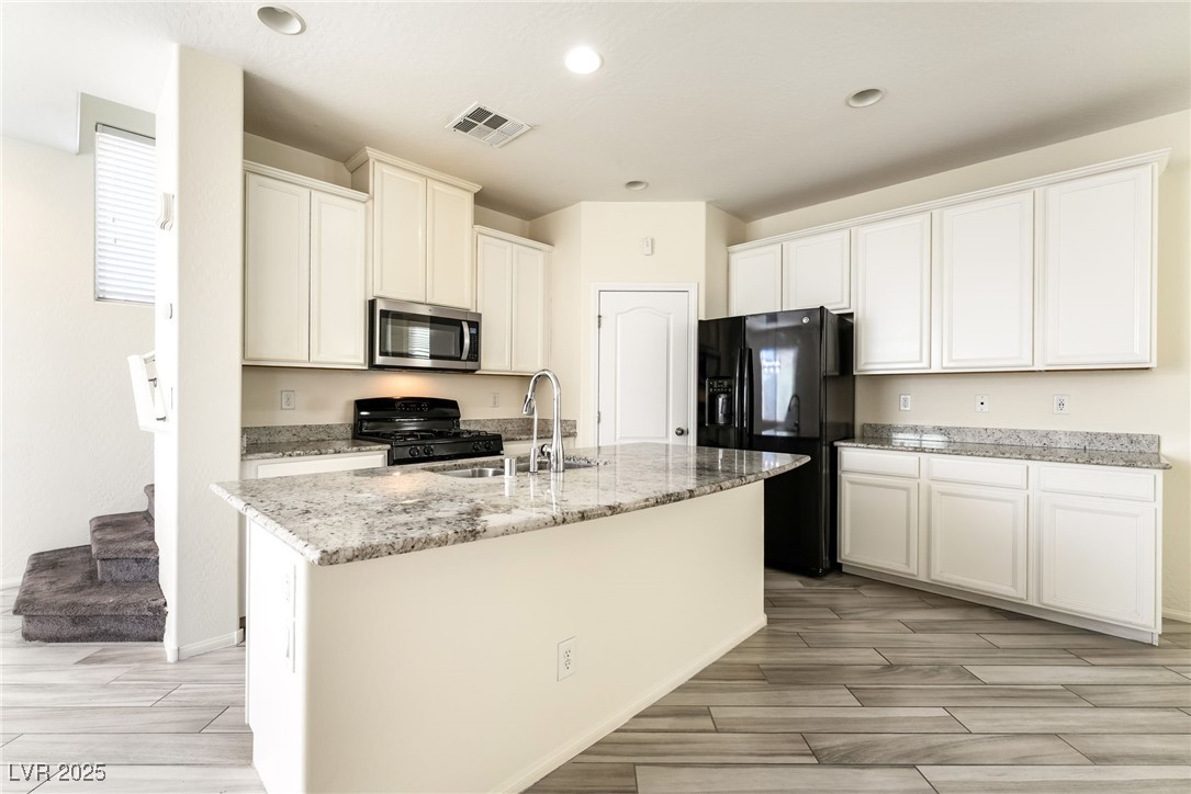 7616 Eastham Bay Avenue Las Vegas NV 89179