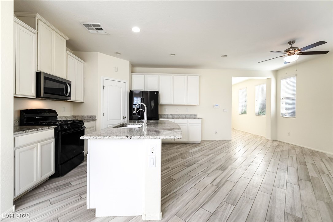 7616 Eastham Bay Avenue Las Vegas NV 89179