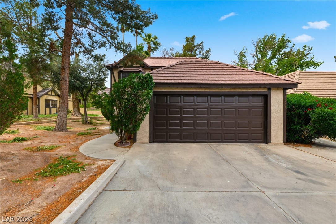 3933 Edgemoor Way Las Vegas NV 89121