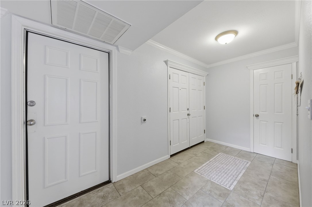 3933 Edgemoor Way Las Vegas NV 89121