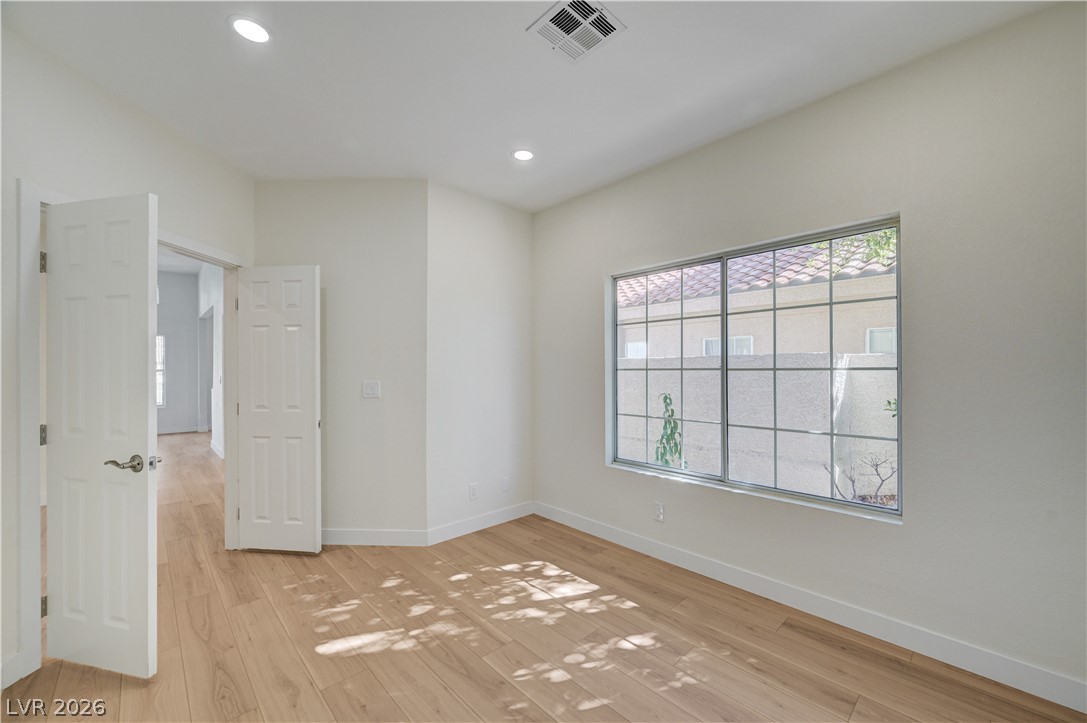 7932 Ben Hogan Drive Las Vegas NV 89149