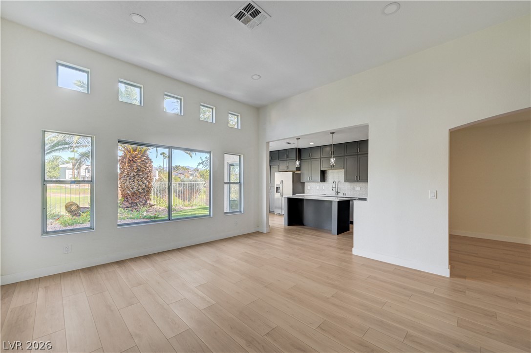 7932 Ben Hogan Drive Las Vegas NV 89149