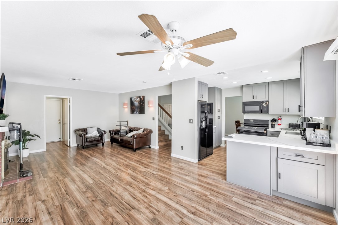 7531 Kalmalii Avenue Las Vegas NV 89147