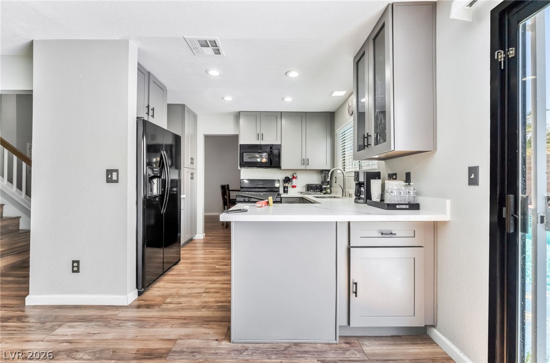 7531 Kalmalii Avenue Las Vegas NV 89147