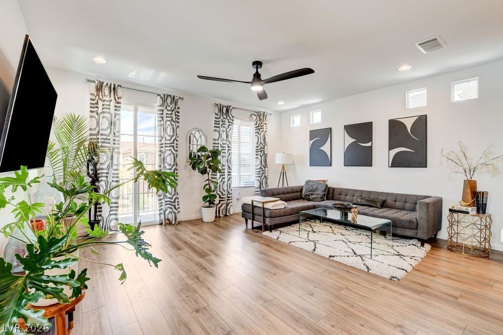 7756 Tyrell Peaks Street Las Vegas NV 89139