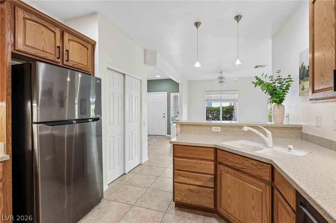 156 Pioneer Peak Place Las Vegas NV 89138