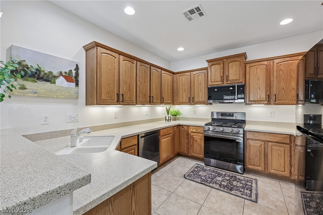 156 Pioneer Peak Place Las Vegas NV 89138