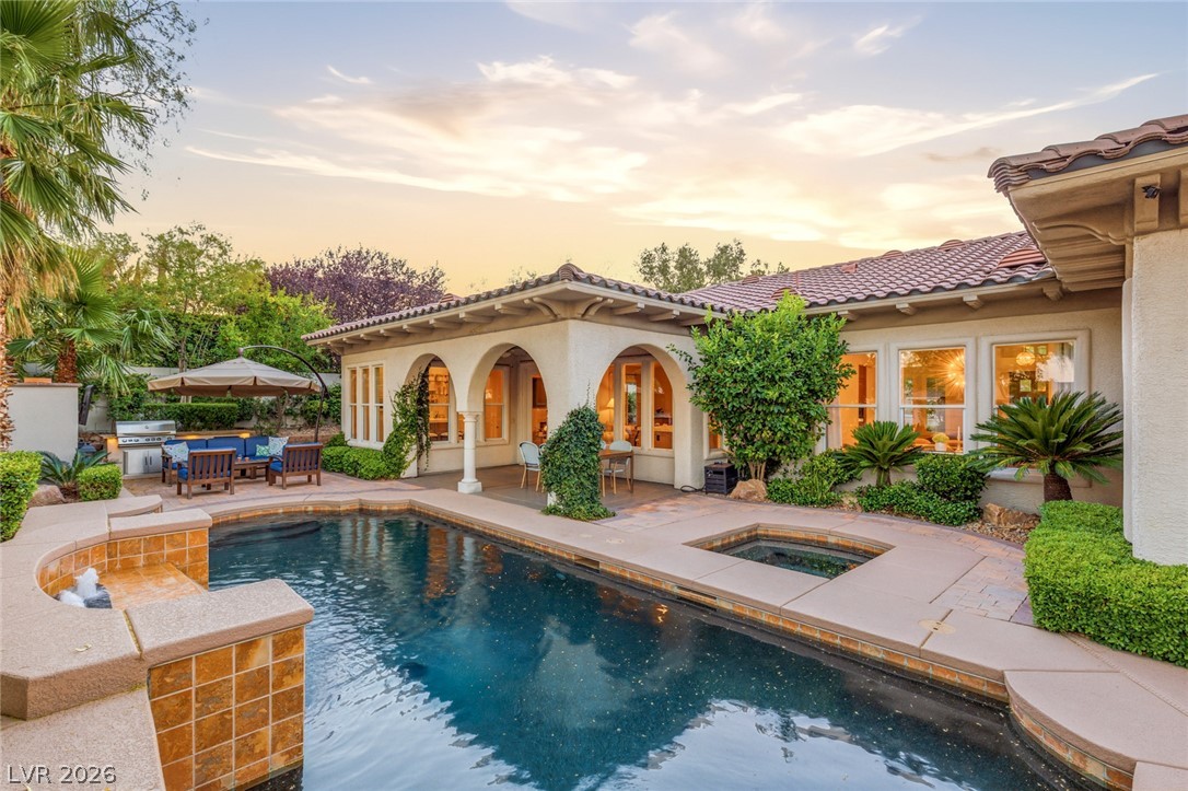 10817 Beringer Drive Las Vegas NV 89144