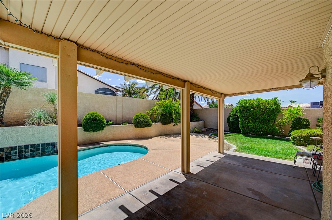 935 Highland Trails Avenue Henderson NV 89015
