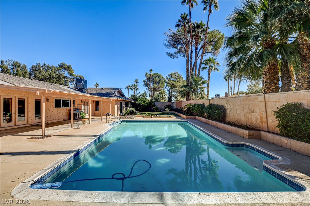 3753 Meadowcrest Drive Las Vegas NV 89121