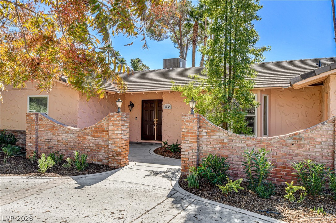 3753 Meadowcrest Drive Las Vegas NV 89121