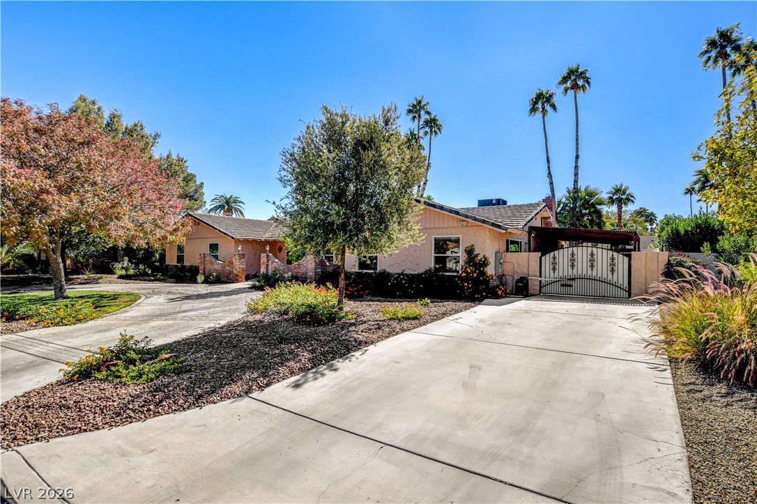 3753 Meadowcrest Drive Las Vegas NV 89121