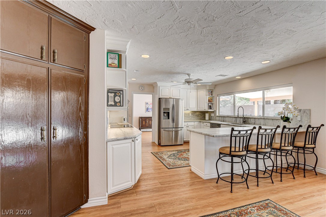 3753 Meadowcrest Drive Las Vegas NV 89121