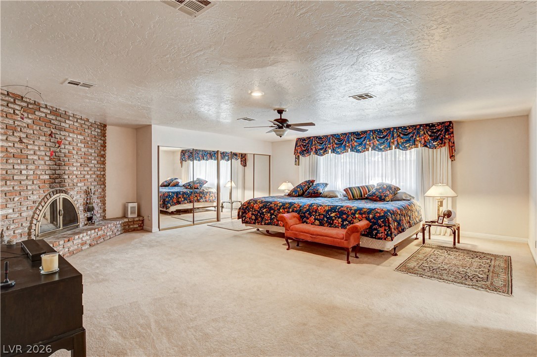 3753 Meadowcrest Drive Las Vegas NV 89121