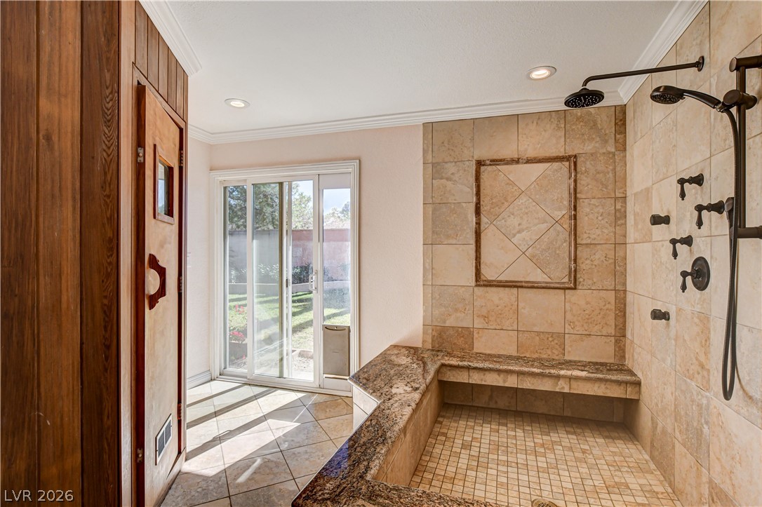 3753 Meadowcrest Drive Las Vegas NV 89121