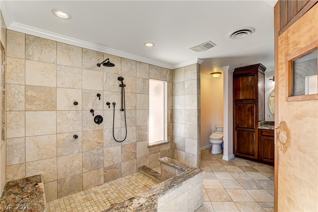 3753 Meadowcrest Drive Las Vegas NV 89121