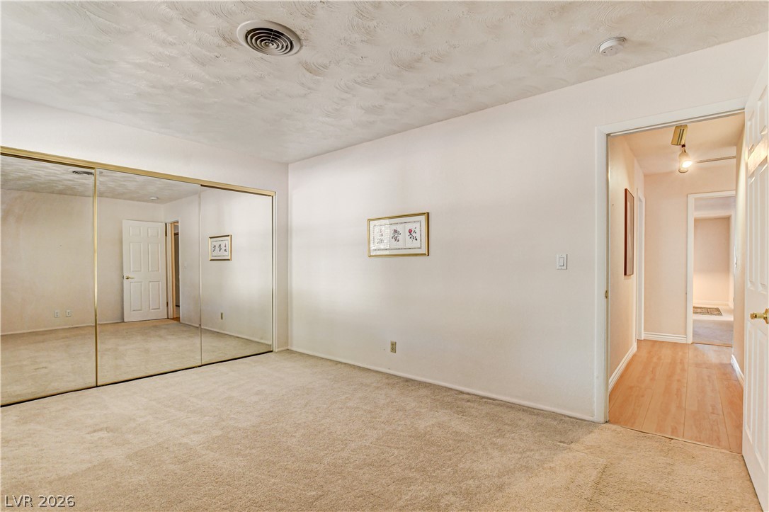 3753 Meadowcrest Drive Las Vegas NV 89121