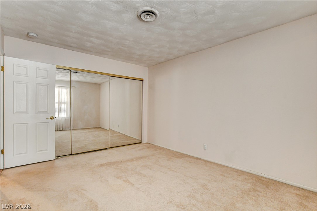 3753 Meadowcrest Drive Las Vegas NV 89121