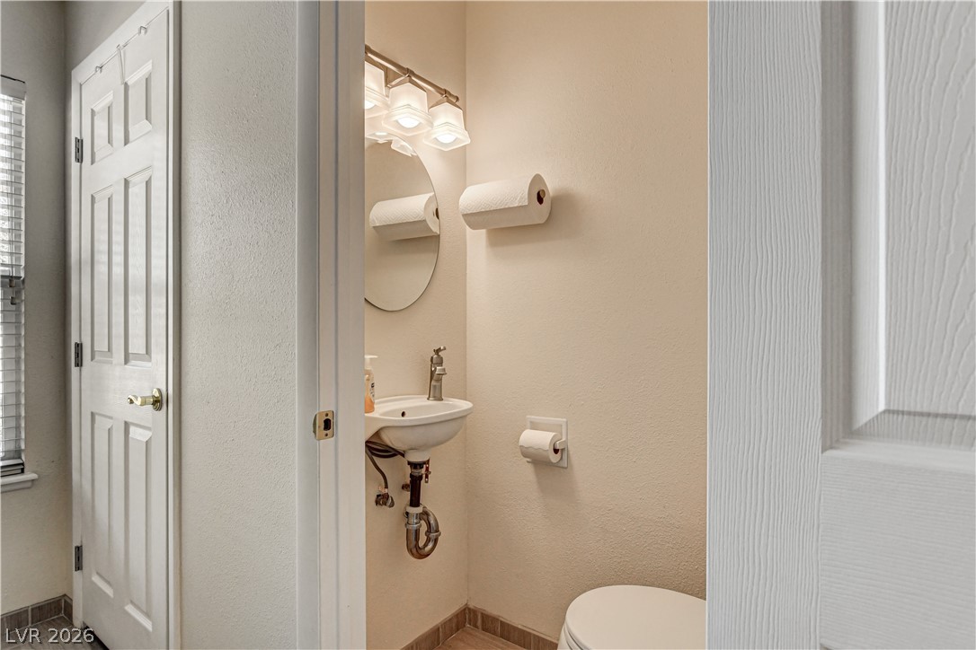 3753 Meadowcrest Drive Las Vegas NV 89121
