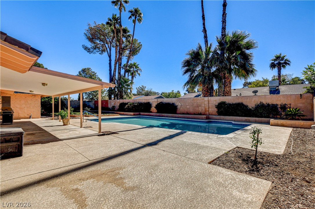3753 Meadowcrest Drive Las Vegas NV 89121