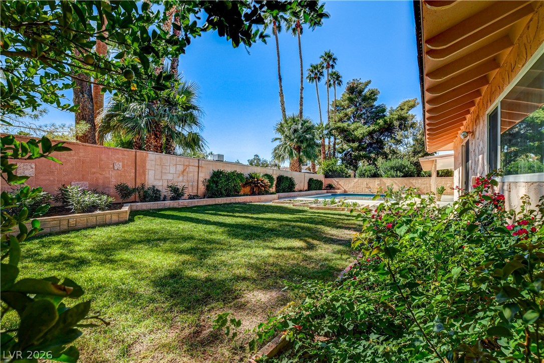 3753 Meadowcrest Drive Las Vegas NV 89121