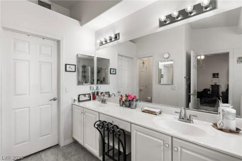 5113 Elm Grove Drive Las Vegas NV 89130