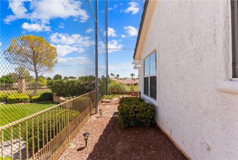 5113 Elm Grove Drive Las Vegas NV 89130