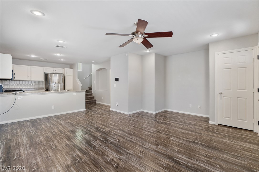 10388 Midseason Mist Street Las Vegas NV 89183