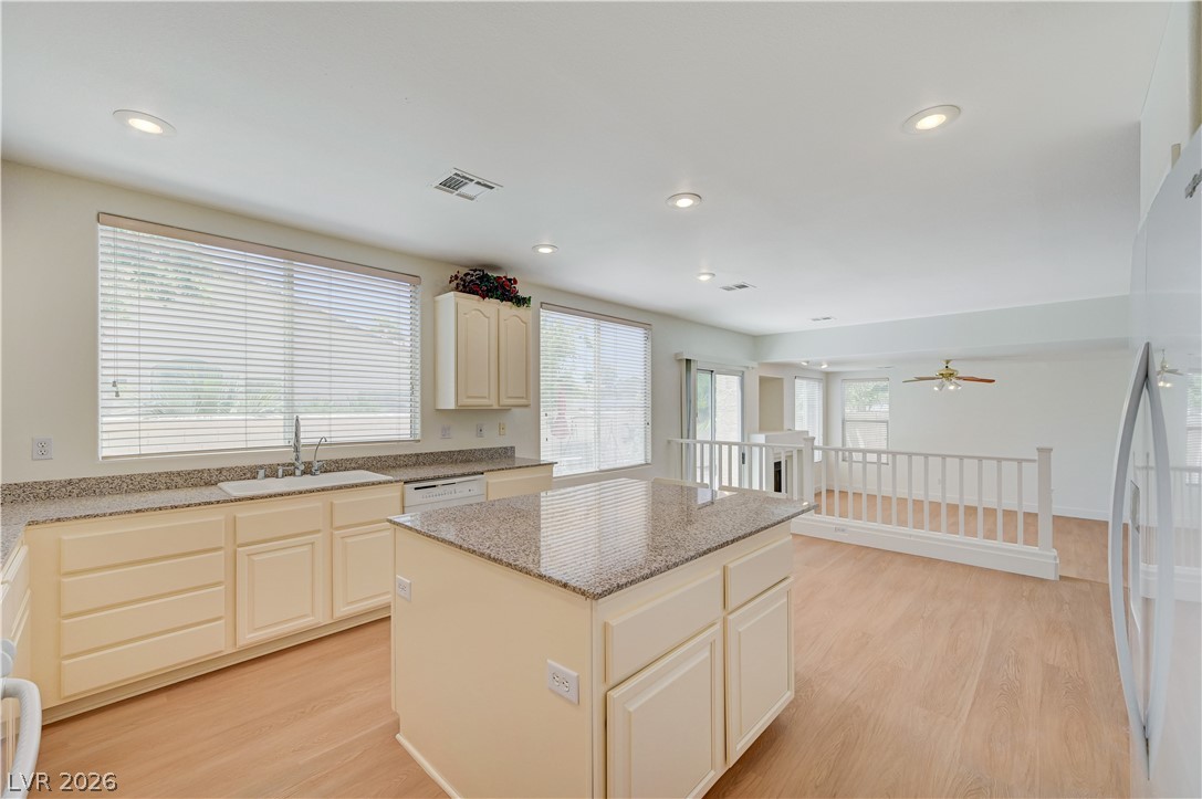 356 Lakewood Garden Drive Las Vegas NV 89148
