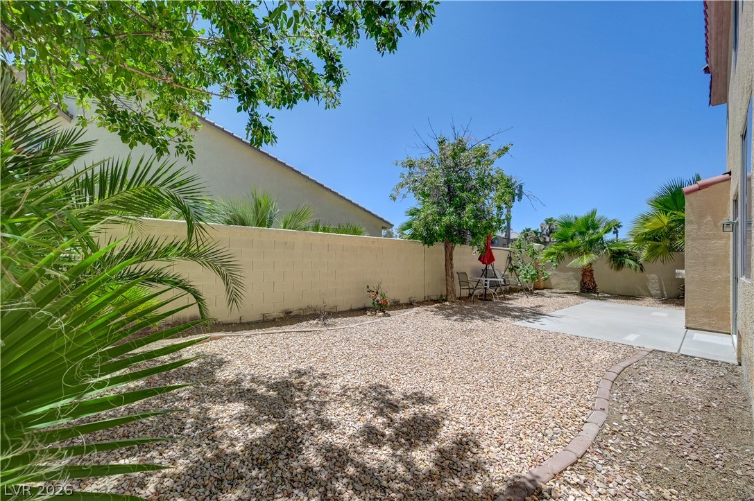 356 Lakewood Garden Drive Las Vegas NV 89148
