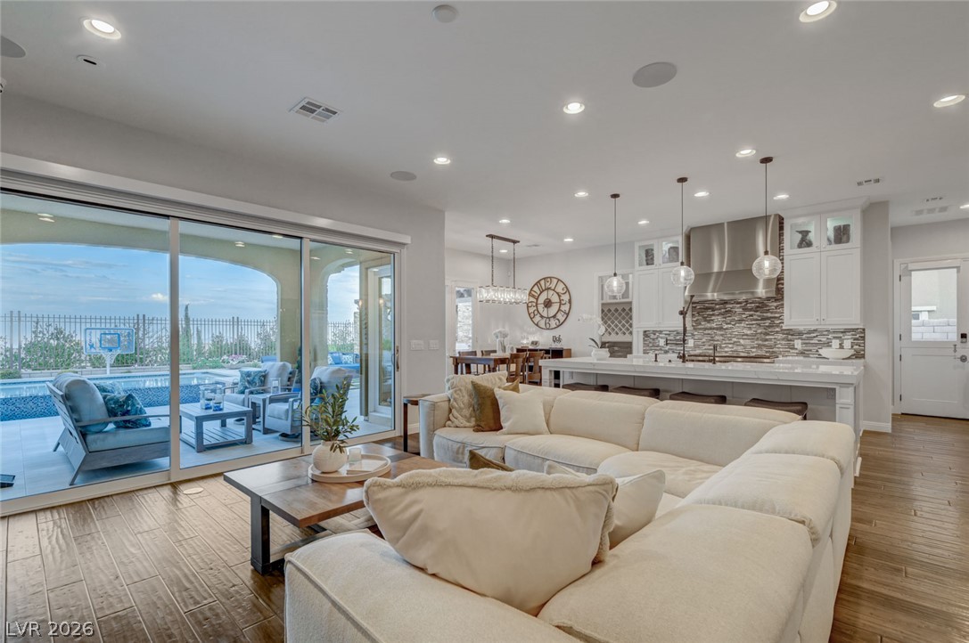 274 Evante Street Las Vegas NV 89138
