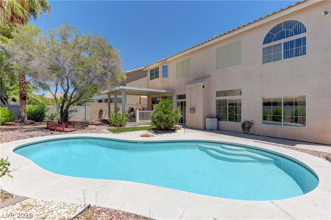 11 Old Lake Circle Henderson NV 89074