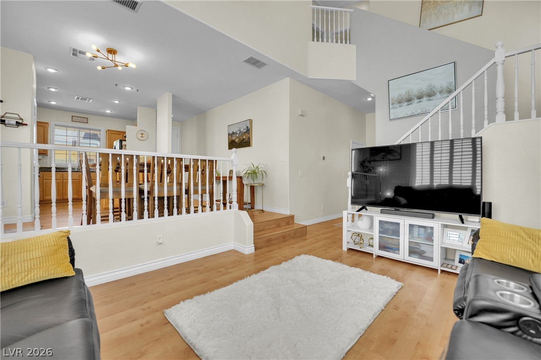 1532 Stone Valley Avenue Las Vegas NV 89183