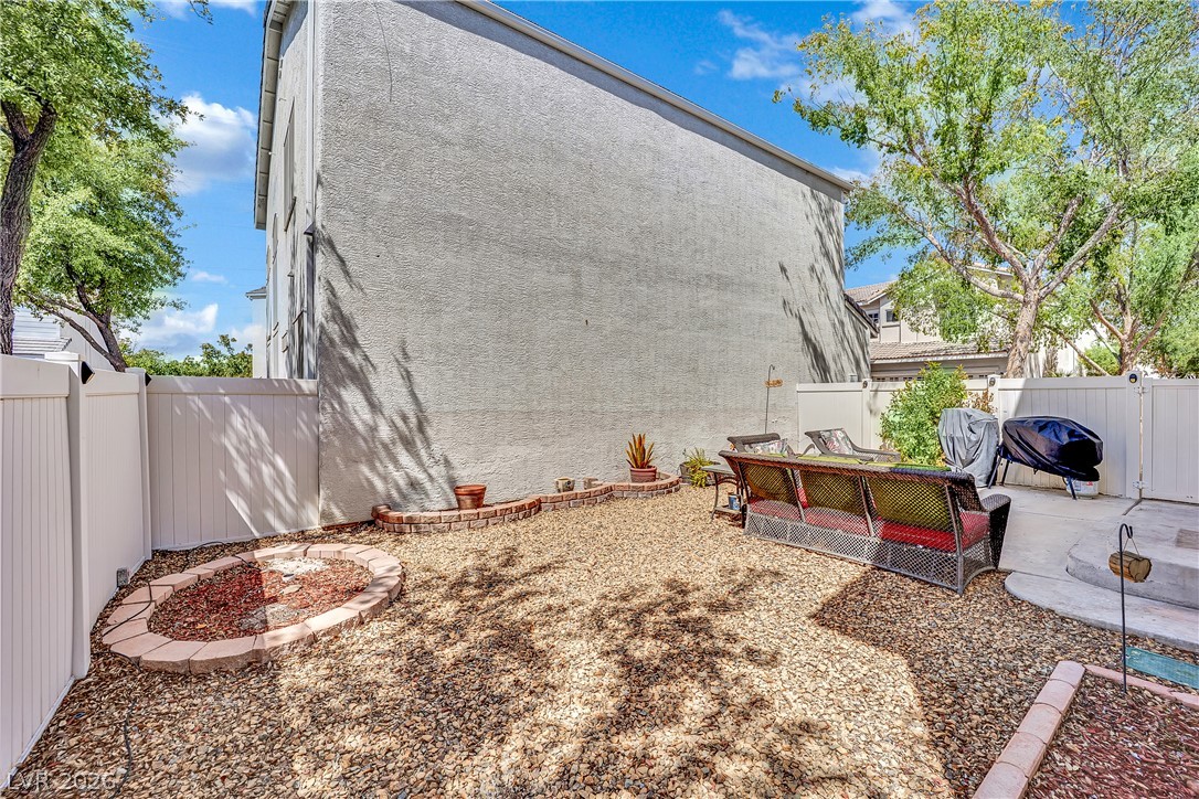 1532 Stone Valley Avenue Las Vegas NV 89183