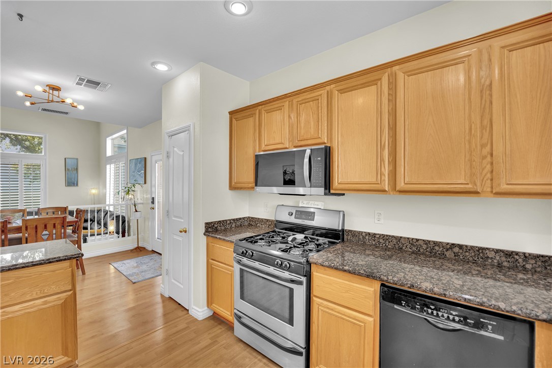 1532 Stone Valley Avenue Las Vegas NV 89183