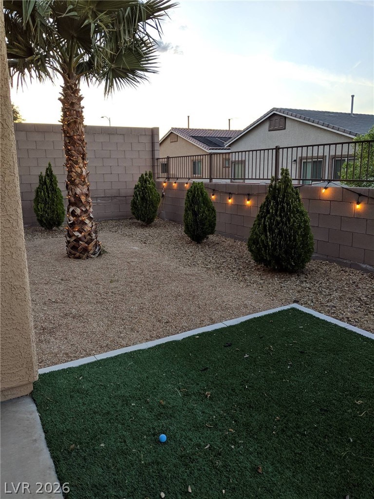 816 Applecross Avenue Henderson NV 89012