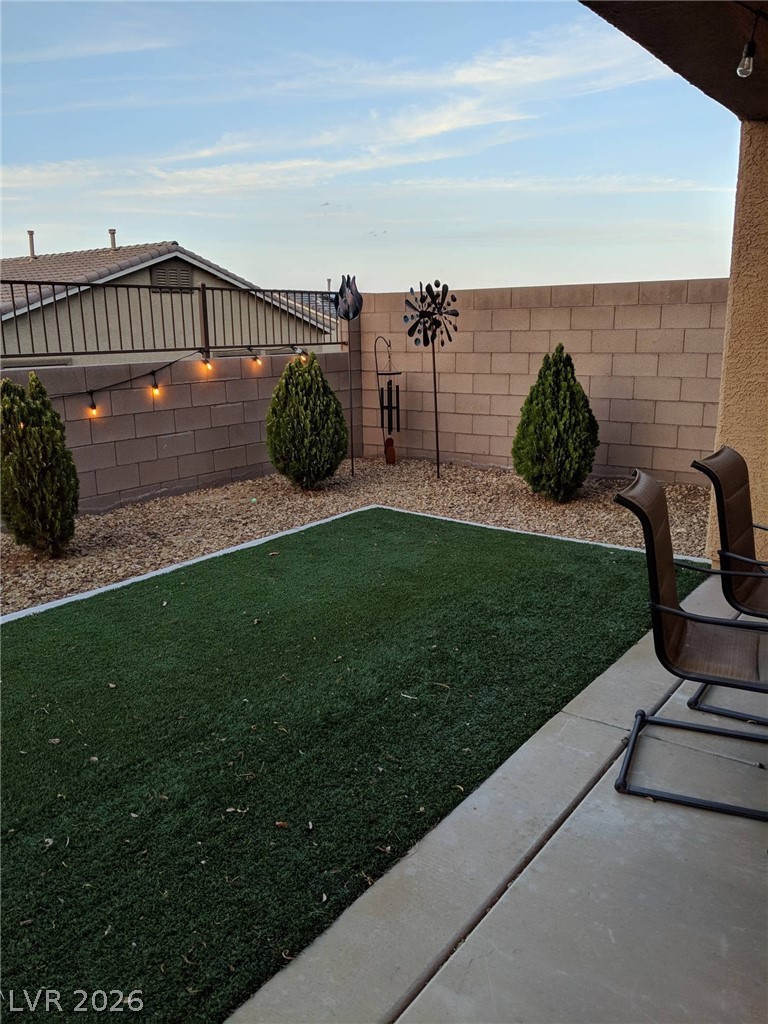 816 Applecross Avenue Henderson NV 89012