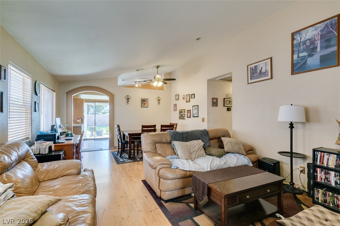 517 Wing Gull Court North Las Vegas NV 89032