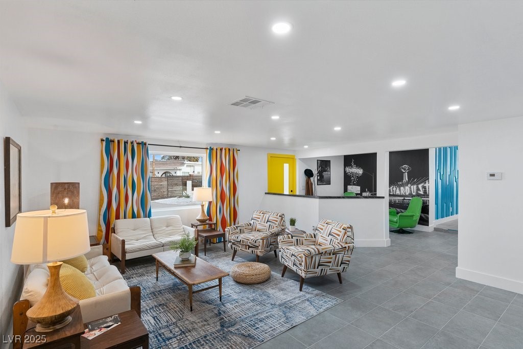 3333 Seminole Circle Las Vegas NV 89169