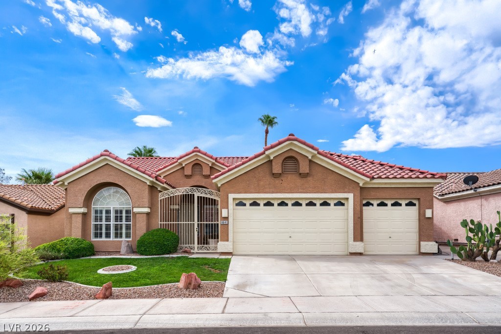 8641 Crest Hill Avenue Las Vegas NV 89145