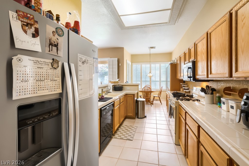 8641 Crest Hill Avenue Las Vegas NV 89145