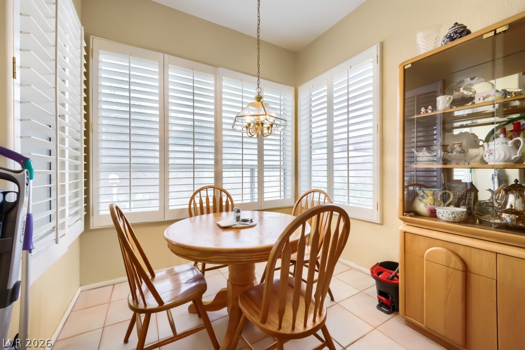 8641 Crest Hill Avenue Las Vegas NV 89145