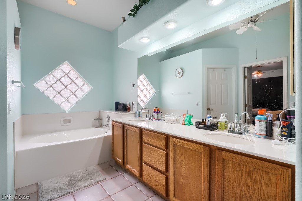 8641 Crest Hill Avenue Las Vegas NV 89145