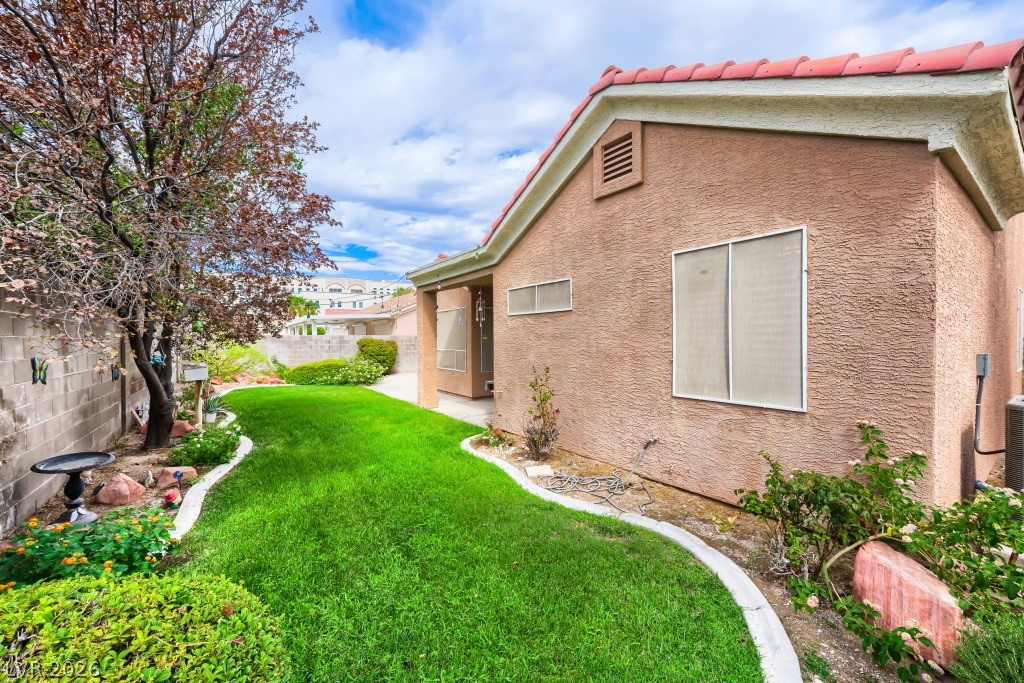 8641 Crest Hill Avenue Las Vegas NV 89145