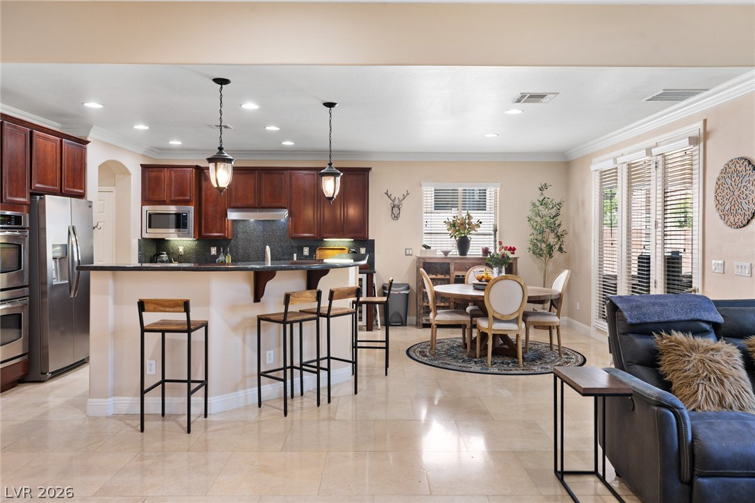 8234 Cupertino Heights Way Las Vegas NV 89178