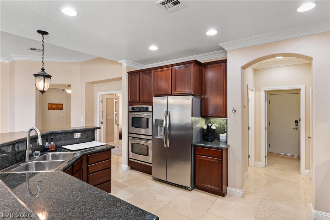 8234 Cupertino Heights Way Las Vegas NV 89178