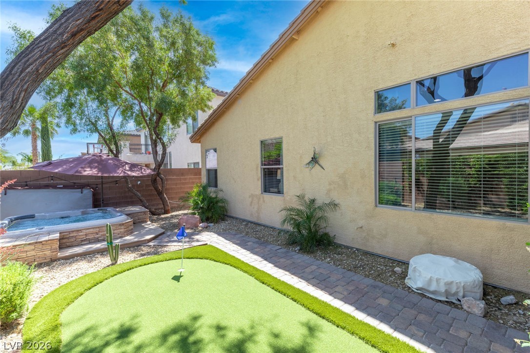 8234 Cupertino Heights Way Las Vegas NV 89178