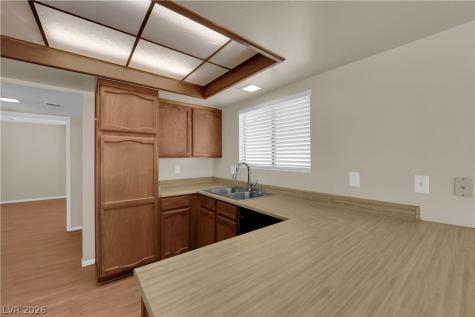 511 Grimsby Avenue Henderson NV 89014