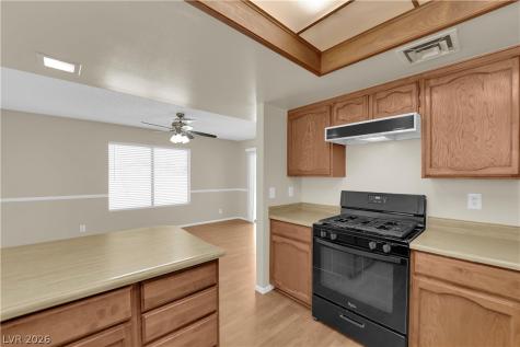 511 Grimsby Avenue Henderson NV 89014