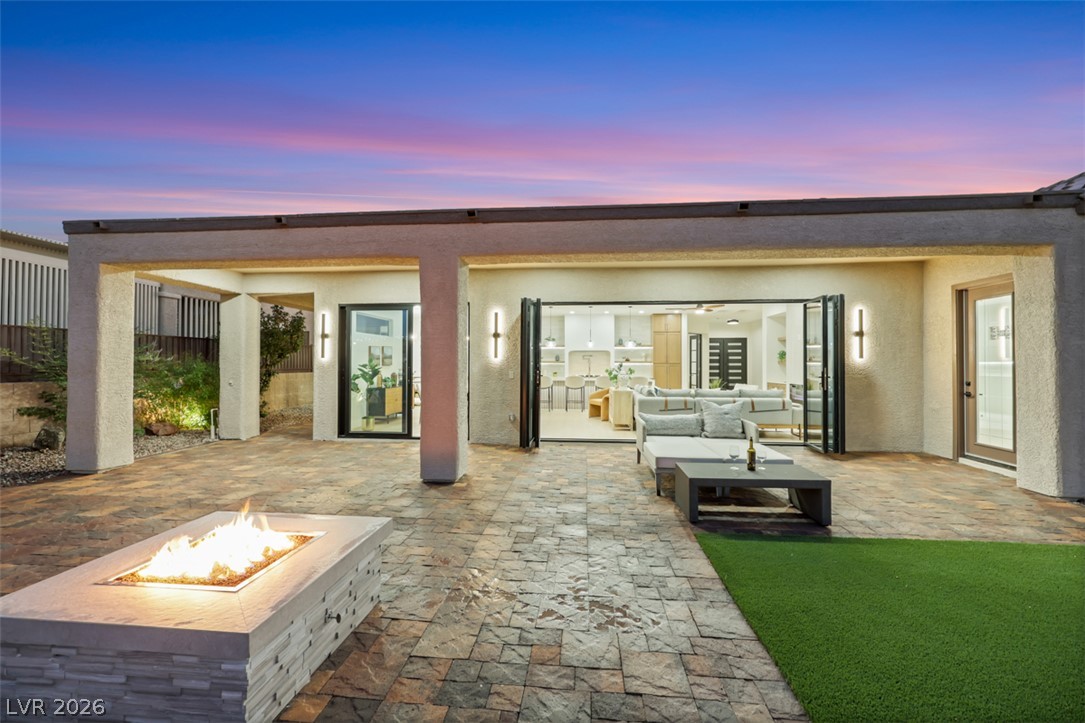 2776 Cherrydale Falls Drive Henderson NV 89052